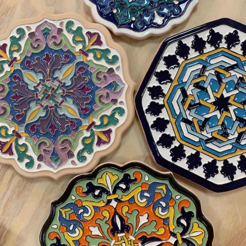 Taller "Baldosa Arista - inspirada en mandalas"